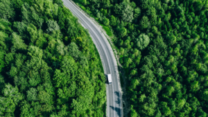 24/7 Roadside Assistance For Truckers.